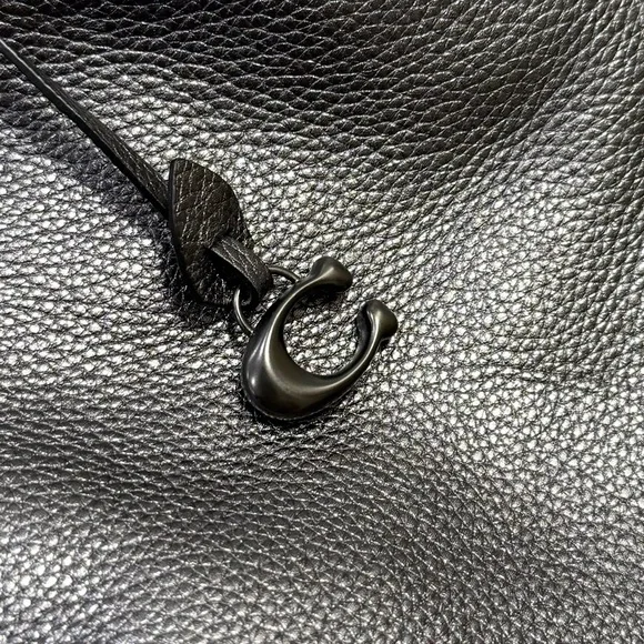 Coach 1941 Metallic Leather Dalton 31 Triple Compartment Shoulder Bag - Picture 9 of 9